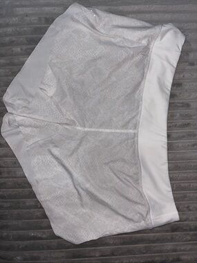Athleta Shorts XL NWOT